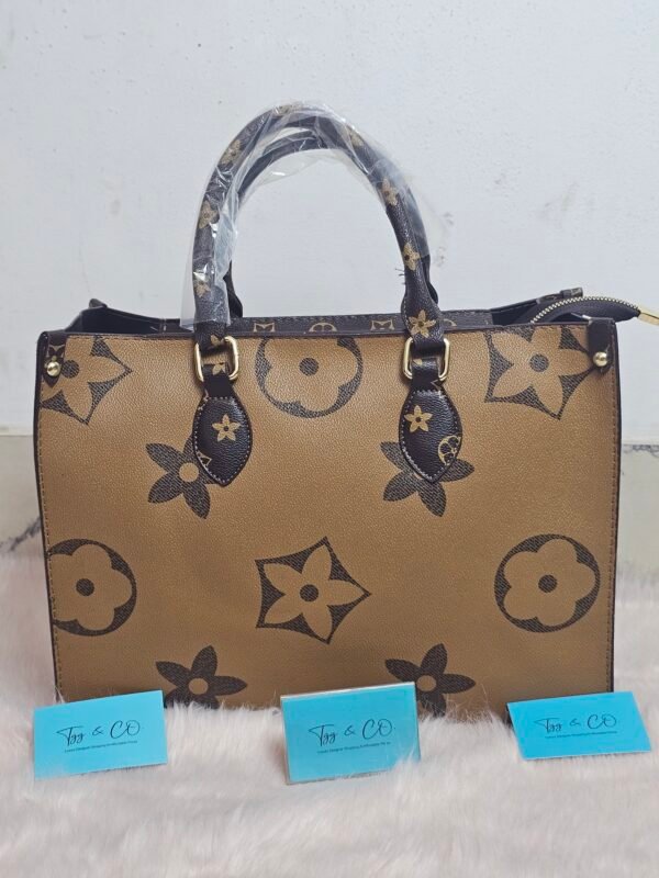 Im*ported tote hand bags . - Image 8