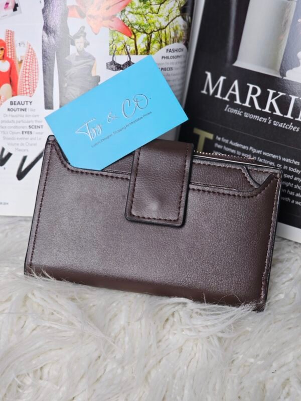 Designer Ladies Wal*let Fashiona*ble Purse With Cardslot. - Image 2