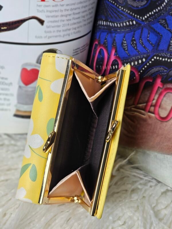 Fashion Women Cute Flower Wallet. - Image 5