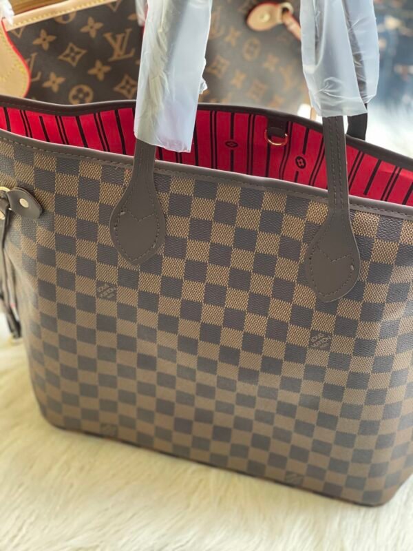 Beautiful office tote celebrity fashion bags available in stock. - Image 15
