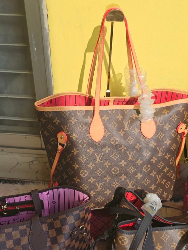 Beautiful office tote celebrity fashion bags available in stock. - Image 10