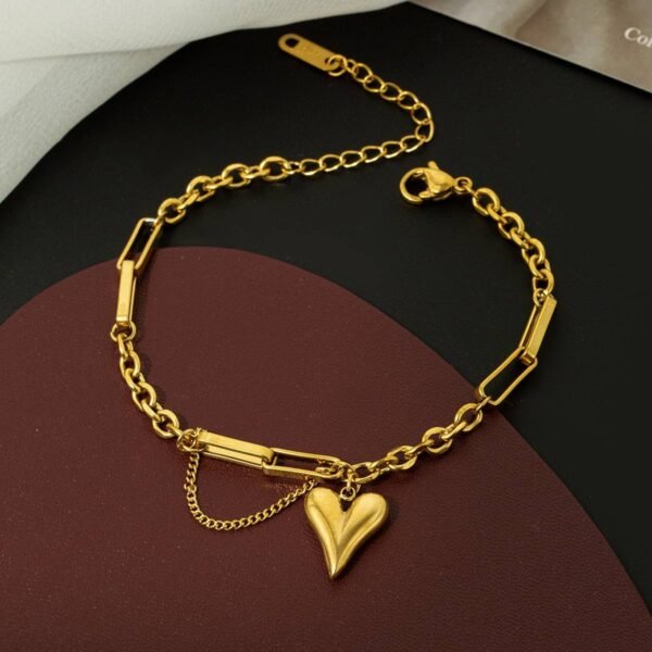 New Imported hands chain Breacelet. - Image 5
