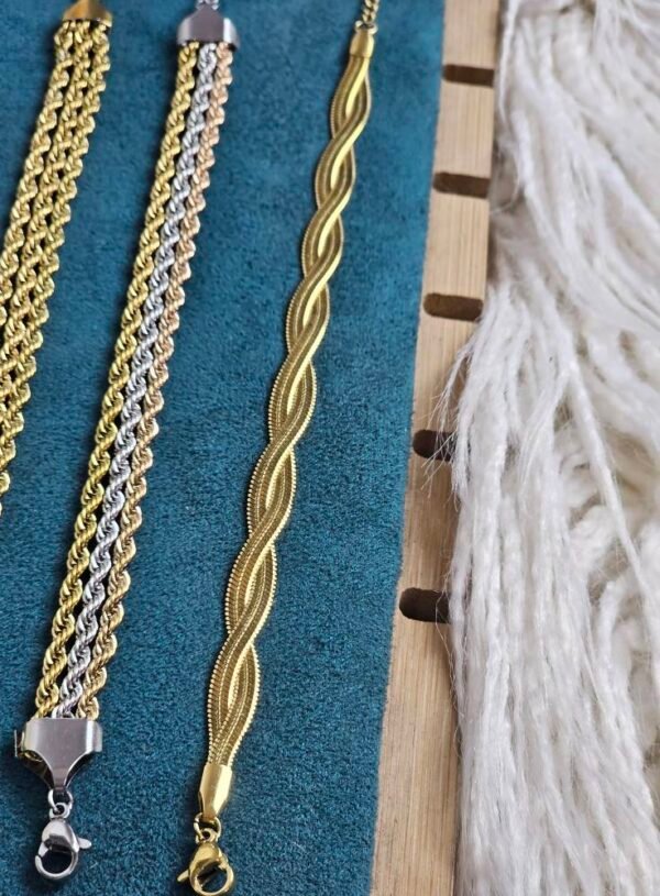 Imported colour grented chain breacelet . - Image 8