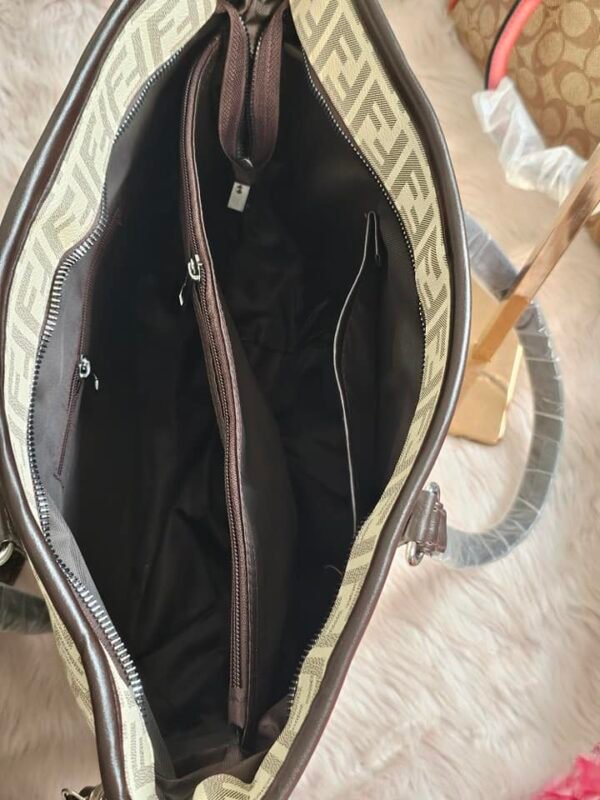 New imported designer shoulder hands bag - Image 4