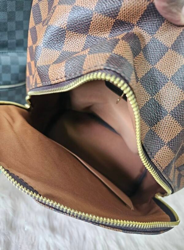 Des*igner imported stylish bag pack for regular use. - Image 7