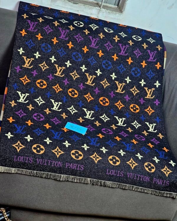 Imported designer Winter woolen thick shawl - Image 3