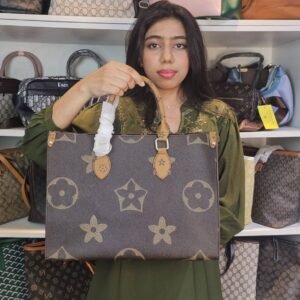 Perfect for office tote bag imported designer long term daily regular use brown bag shoulder carry heavy duty premium quality branded Handbag women stylish.