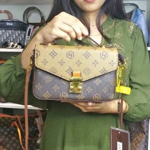 Imported designer long term daily regular use brown cros body bag shoulder carry heavy duty premium quality branded Handbag women stylish.