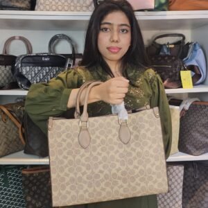 Perfect for tote bag imported designer long term daily regular use bag shoulder carry heavy duty premium quality branded Handbag women stylish.